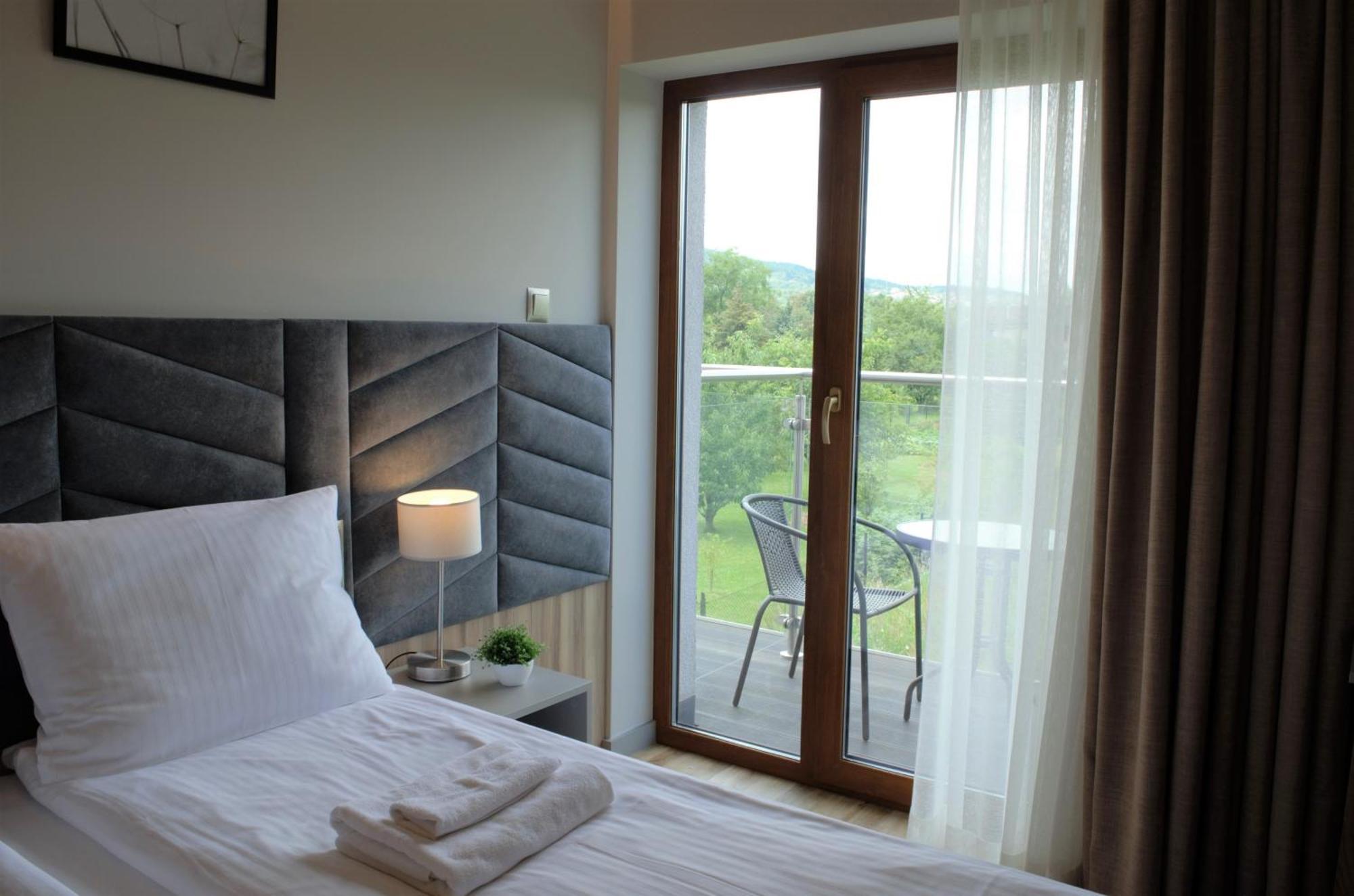 Villa & Gospoda Krakowska Kobiernice 외부 사진